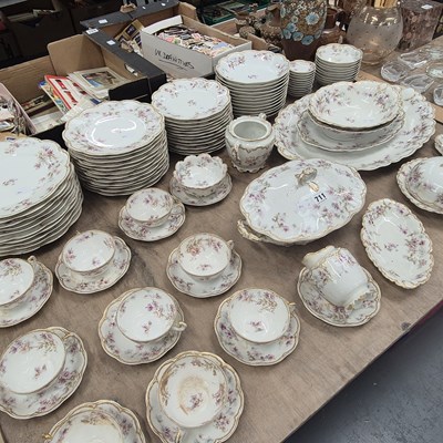 Lot 711 - A Havilland Limoges tea and dinner service...