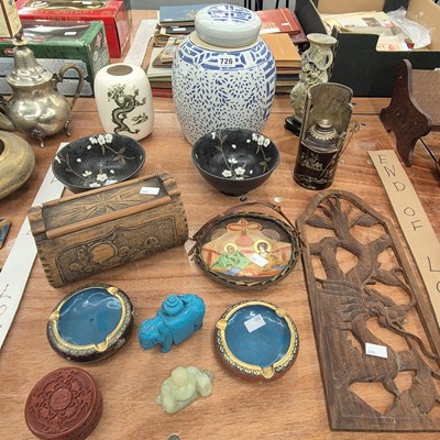Lot 726 - A Chinese mother of pearl inlaid wood opium...