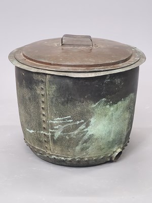 Lot 1530 - A copper copper and cover, Scattergood,...