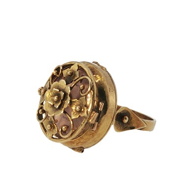 Lot 1209 - An unusual vintage Felsus watch head finger...