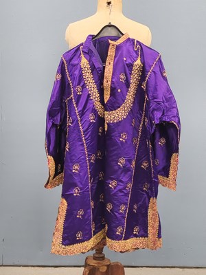 Lot 1541 - An Ottoman purple silk kaftan and baggy...