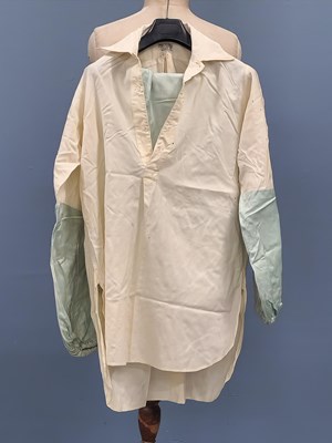 Lot 1550 - A Hope Brothers cream shirt with green puffed...