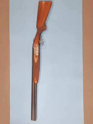 Lot 1365 - Shotgun (certificate required): Larona 12...