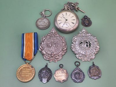 Lot 1297 - A WWI Victory medal named to 40827 Private H....