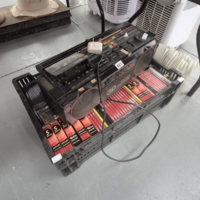 Lot 821 - A Hitachi 3D Super Woofer sound system,...