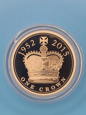 Lot 2870 - Royal Mint - 2015 Piedfort Silver Proof £5...