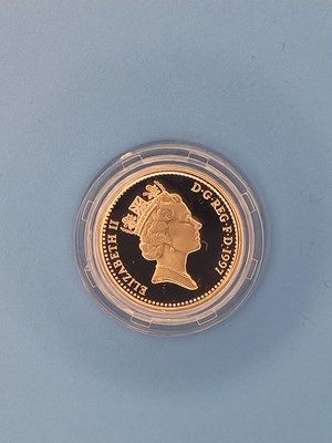 Lot 2918 - Royal Mint - 1997 Silver Proof one pound coin