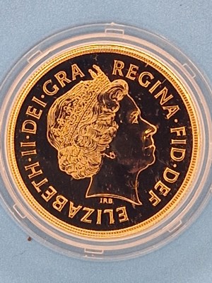 Lot 2933 - Royal Mint - 2000 Gold £5 pound coin...