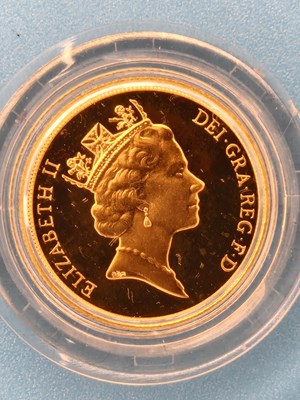 Lot 2936 - Royal Mint - 1988 Gold full sovereign coin.