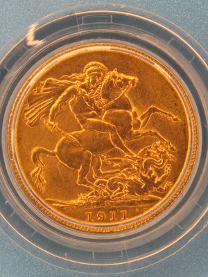 Lot 2963 - 1911 Gold Sovereign, struck in 22ct gold with...