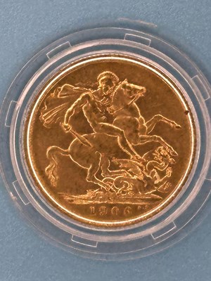 Lot 2989 - 1906 Gold Sovereign, struck in 22ct gold with...