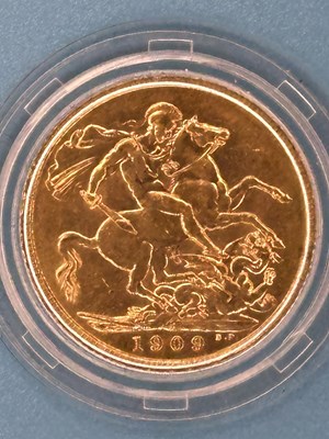 Lot 2991 - 1909 Gold Sovereign, struck in 22ct gold with...