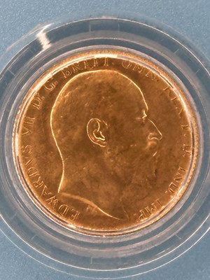 Lot 2992 - 1908 Gold Sovereign, struck in 22ct gold with...