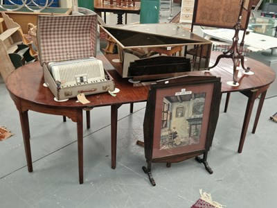 Lot 158 - A Victorian mahogany dining table composed of...