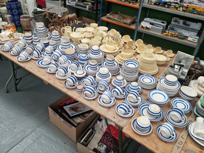 Lot 613 - A quantity of Staffordshire 'Chef' and other...