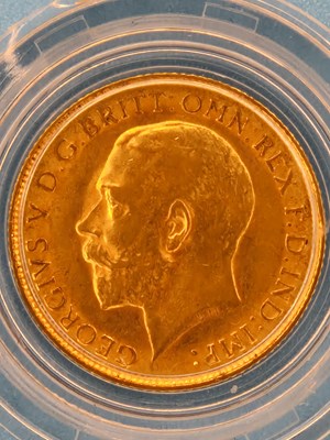 Lot 2814 - A 22ct gold half sovereign dated 1913,...