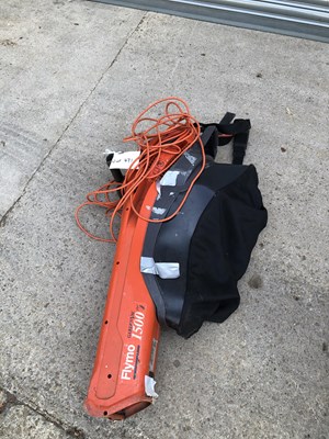 Lot 471 - A Flymo 1500 garden vac/leaf blower