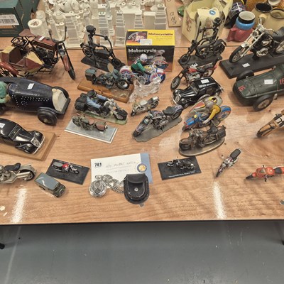 Lot 781 - A collective group of vintage motoring-related...