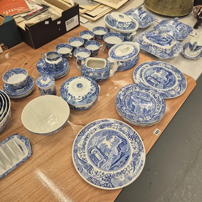 Lot 825 - A large selection of Spodes Italian pattern...