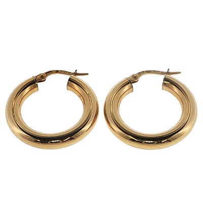 Lot 11 - A pair of Italian 18ct hallmarked gold hoop...