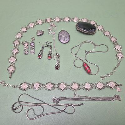 Lot 33 - A collection of Continental and other silver...