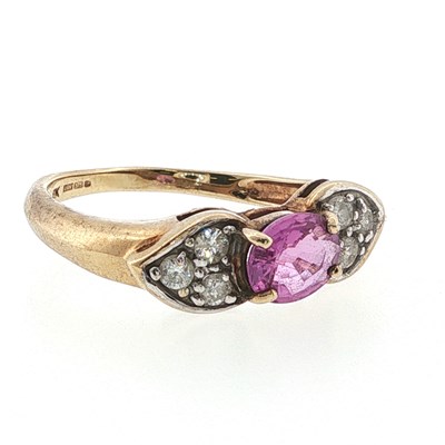 Lot 94 - A 9ct gold ring set with an oval-cut...