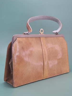 Lot 148 - A vintage Mappin & Webb tan leather bag of...