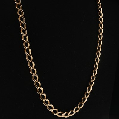 Lot 158 - A 14ct gold necklace curb chain, unhallmarked,...