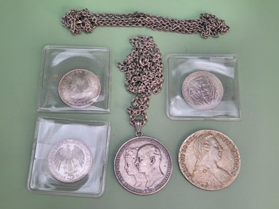 Lot 175 - A small collection of German silver and other...