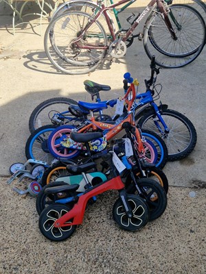 Lot 490 - A selection of children's bikes, including...