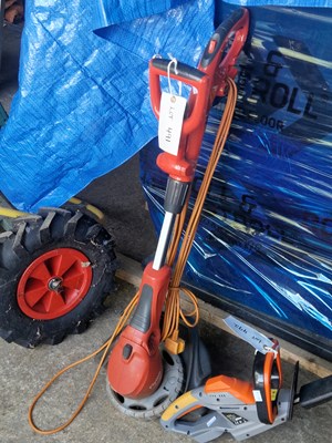 Lot 491 - A Flymo 240V strimmer Contour 650 E