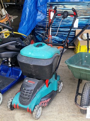 Lot 496 - A Bosch Rotak 40 Ergoflex electric lawnmower...