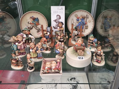 Lot 514 - A collection of Goebel Hummel figurines