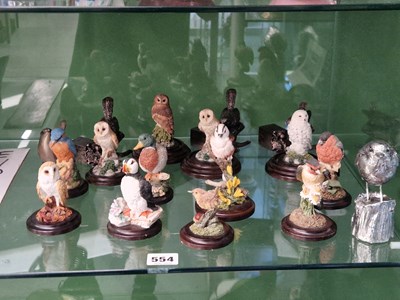 Lot 554 - A collection of Country Artists and other birds