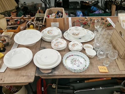 Lot 703 - Aynsley 'Cottage Garden' and Wedgwood 'Nature'...