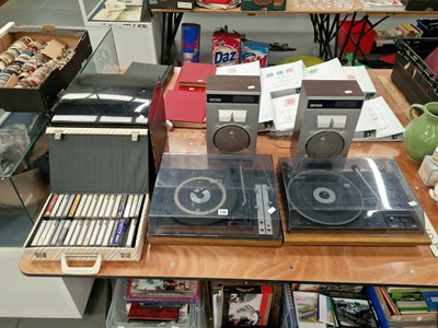 Lot 726 - Two turntables, a Matsui stack sound system, a...