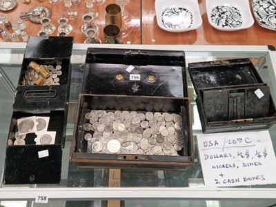 Lot 756 - A collection of 20th century American coins,...