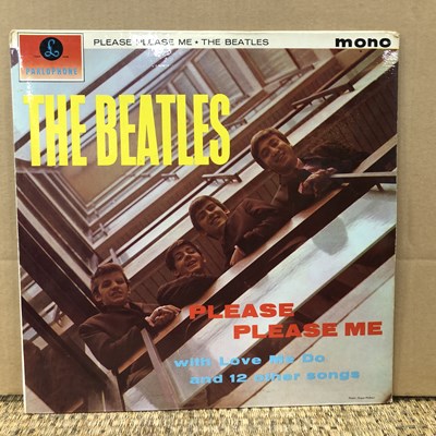Lot 2933 - The Beatles - Please Please Me LP record;...