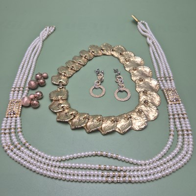 Lot 180 - Two pairs of silver gilt drop earrings, a...