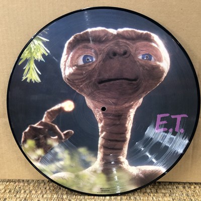 Lot 2937 - E.T. The Extra Terrestrial (Original...