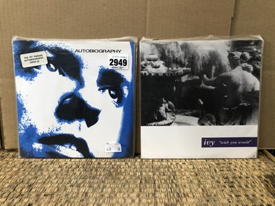 Lot 2949 - Two 7" single records on Sarah records Indie...