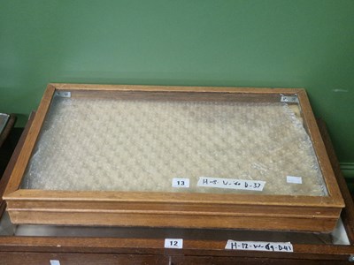 Lot 13 - A glazed mahogany table top display cabinet,...
